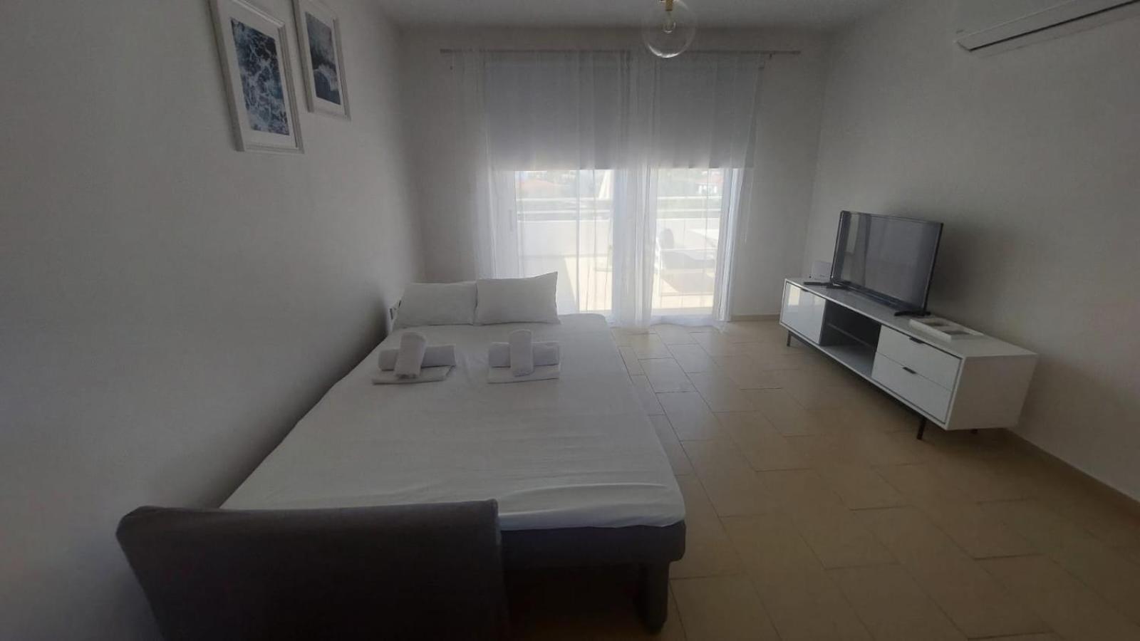 Nissi 3 Pool View 2 Bedroom With Large Veranda Daire
